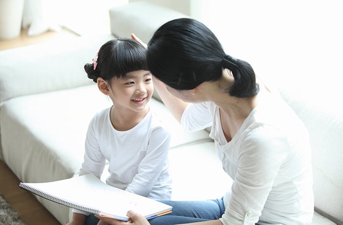 우리 아이 자존감 UP!시켜주는 칭찬 대화법